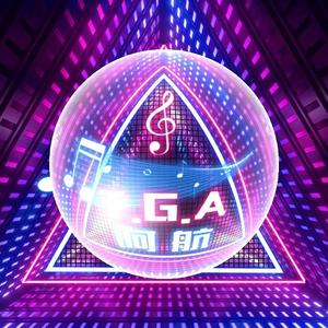 丰满少妇成人kTV
